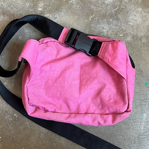 Baggu Fanny pack extra pink - Picture 7 of 7